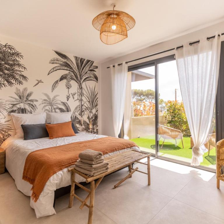 La Villa Sambro - Appartement 2 Chambres de Luxe avec Vue sur le Jardin - 3