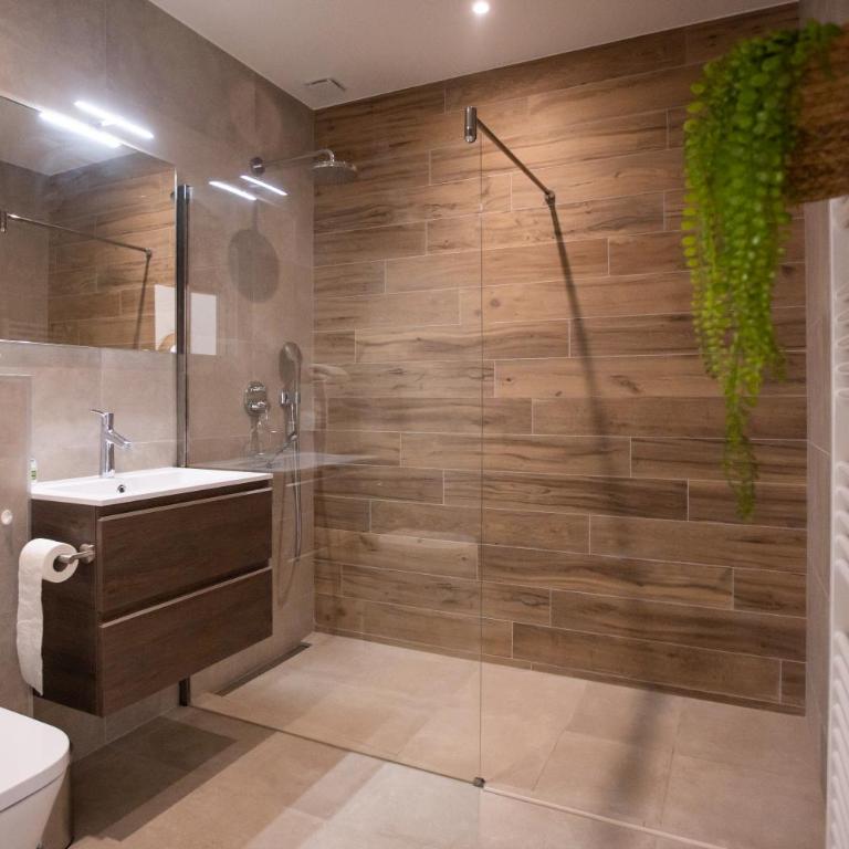 La Villa Sambro - Appartement 2 Chambres de Luxe avec Vue sur le Jardin - 7