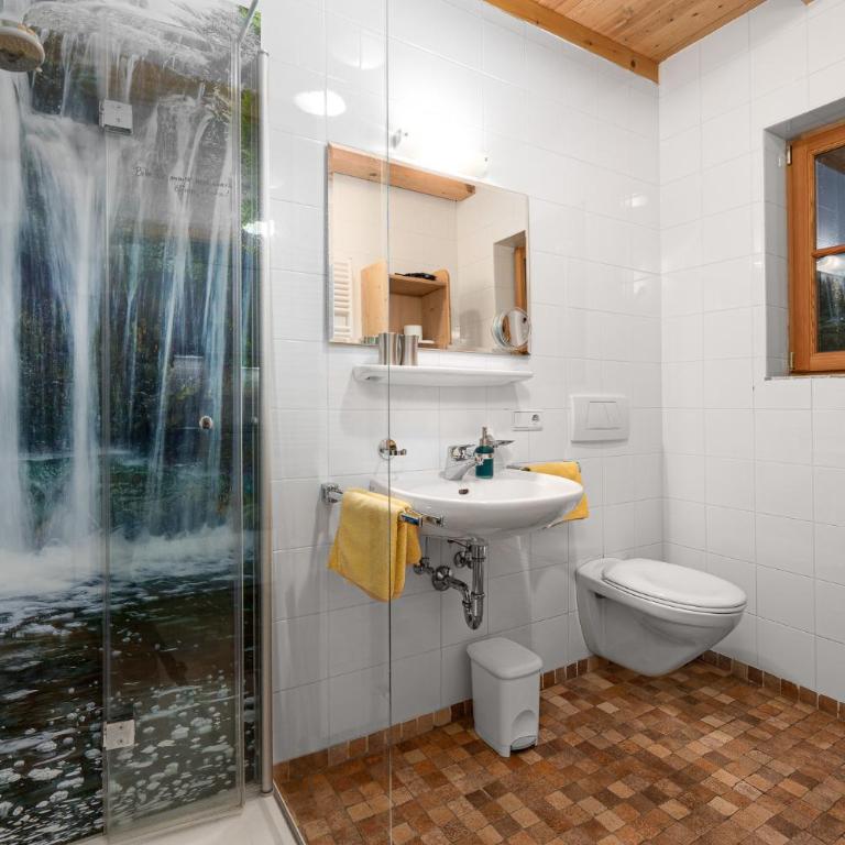 Froetscherhof, Urlaub auf dem Bio-Bauernhof in Brixen, Appartments, Sauna und BrixenCard - Two-Bedroom Apartment - 18