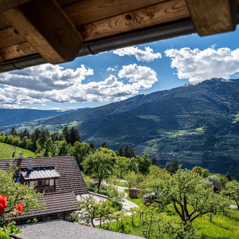 Froetscherhof, Urlaub auf dem Bio-Bauernhof in Brixen, Appartments, Sauna und BrixenCard - Two-Bedroom Apartment - 23