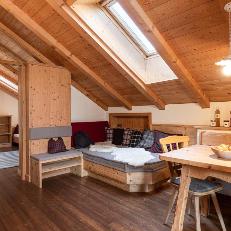 Froetscherhof, Urlaub auf dem Bio-Bauernhof in Brixen, Appartments, Sauna und BrixenCard - Two-Bedroom Apartment - 35