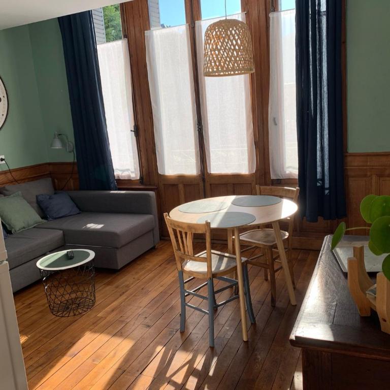 A deux pas de la gare, La Maison Rouge - Appartement 1 Chambre - 14