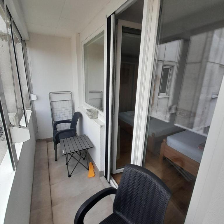 stan san banjaluka - Apartman sa 1 Spavaćom Sobom, Balkonom i Pogledom na Grad - 22