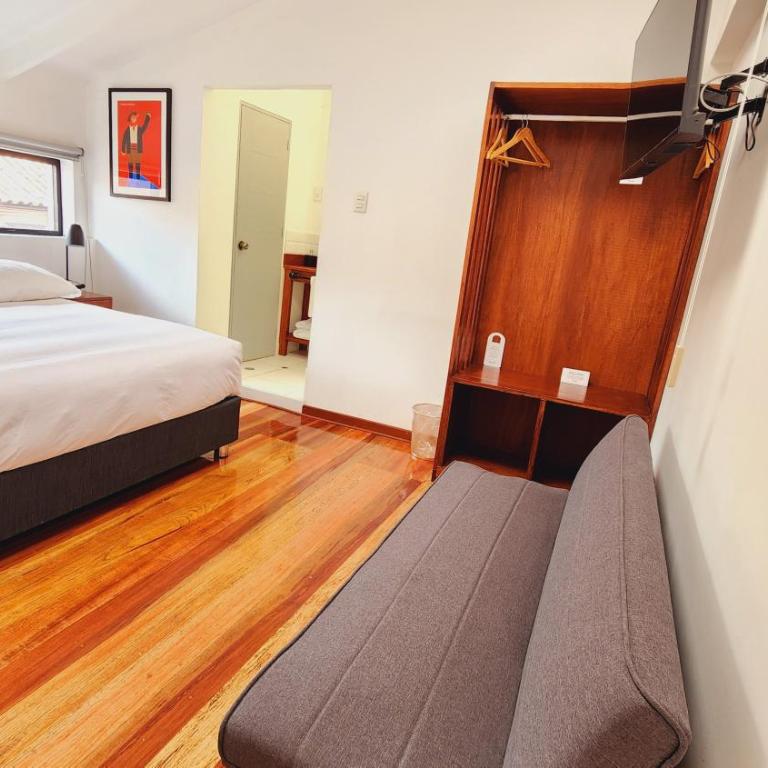 Solara Art House Hotel - Double Room - 13