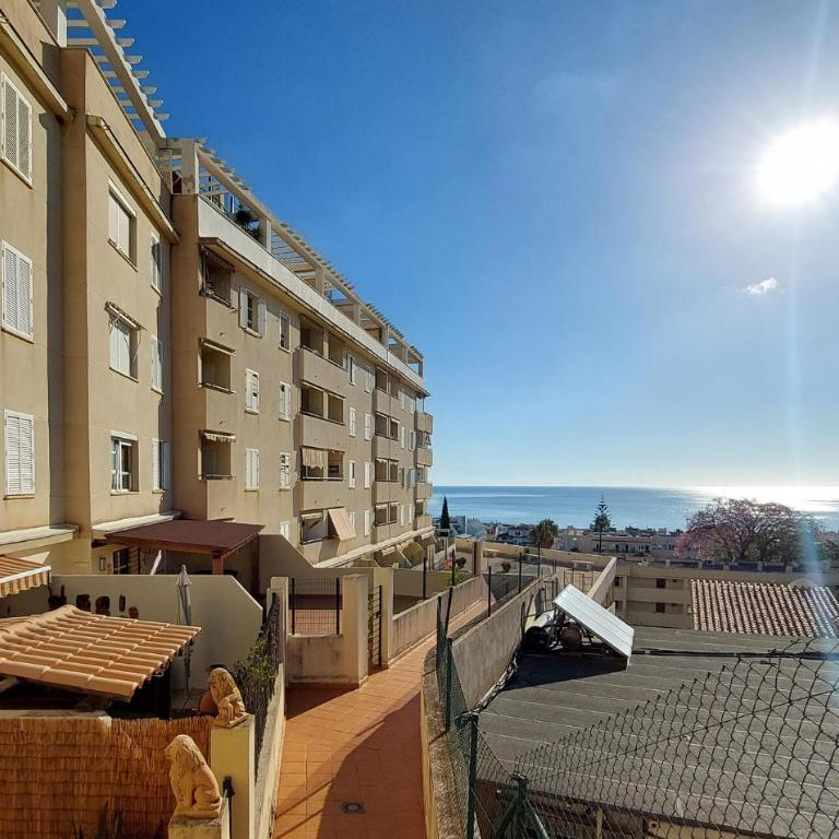 2 Bedroom Stunning Apartment In Torremolinos - Apartamento de 2 dormitorios - 5