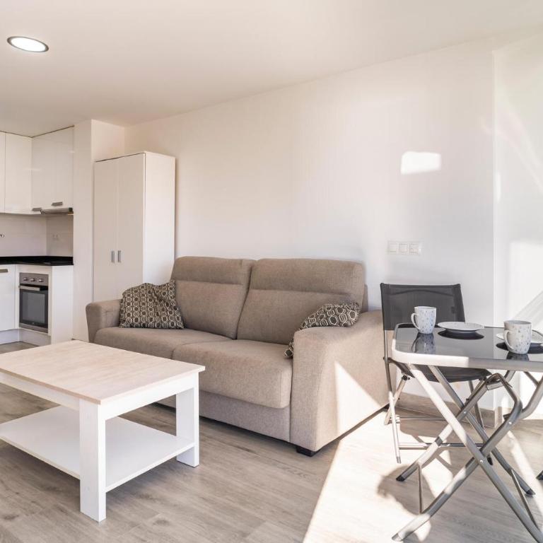 Cozy Apartment In Málaga - Apartamento de 1 dormitorio - 6
