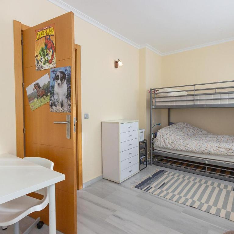 Gorgeous Apartment In Villajoyosa - Apartamento de 2 dormitorios - 8