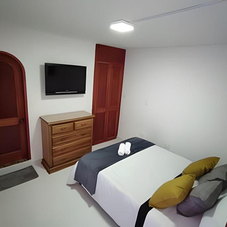 ApartaEstudio con balcón e iluminado Cerca de todo - Apartamento - 25