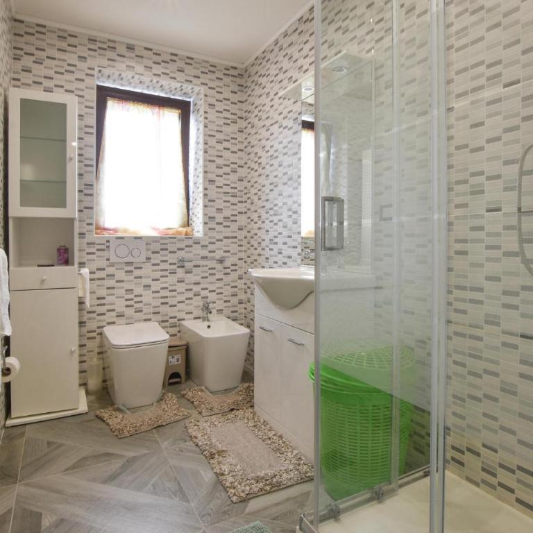 Awesome Apartment In Mascali - Appartamento con 2 Camere da Letto - 13