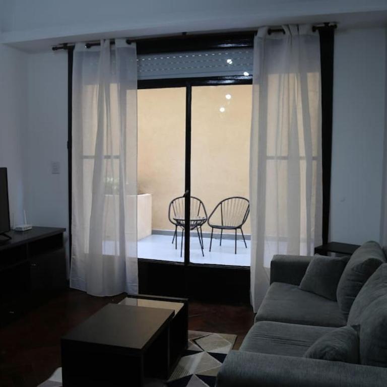 Departamento en el centro de Buenos Aires con terraza - Apartamento de 3 dormitorios - 1