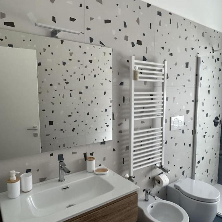 Momenti di felicità a Roma - Appartamento con 2 Camere da Letto - 37