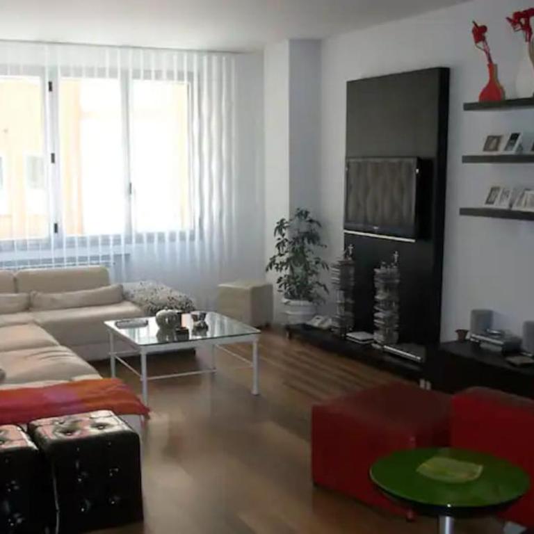Piso grande en muy buena ubicación - Apartment mit 3 Schlafzimmern und Balkon - 16
