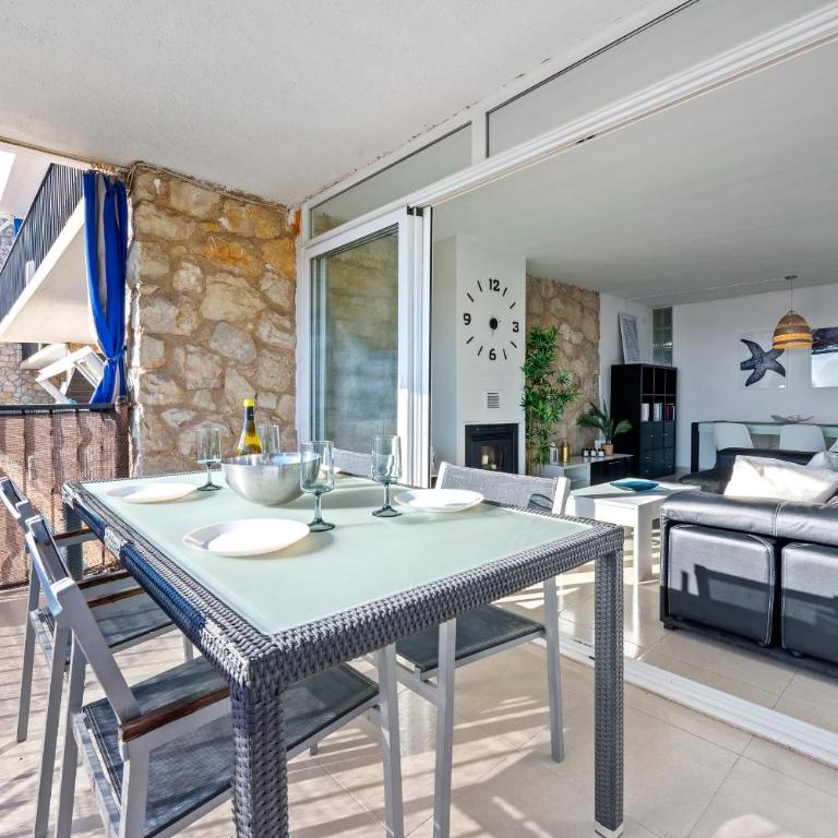 Hauzify I Apartament Cala Crancs - Apartamento con vistas al mar - 4