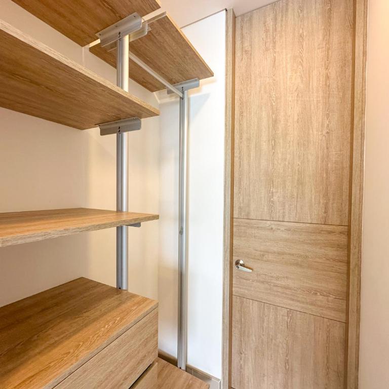 Apartamentos Luxury Frente al Mar - AR Rentals - Apartamento de 1 dormitorio con balcón y vistas a la montaña - 10