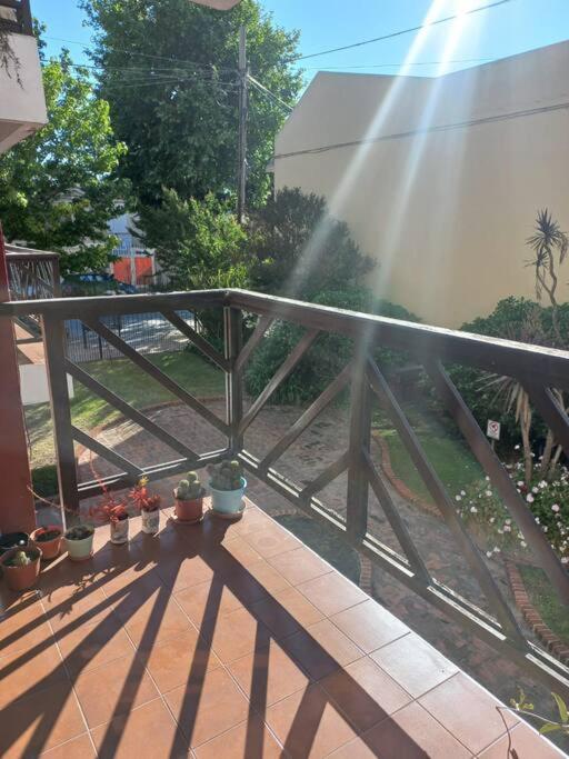 Depto 2 ambientes La Perla - One-Bedroom Apartment - 5