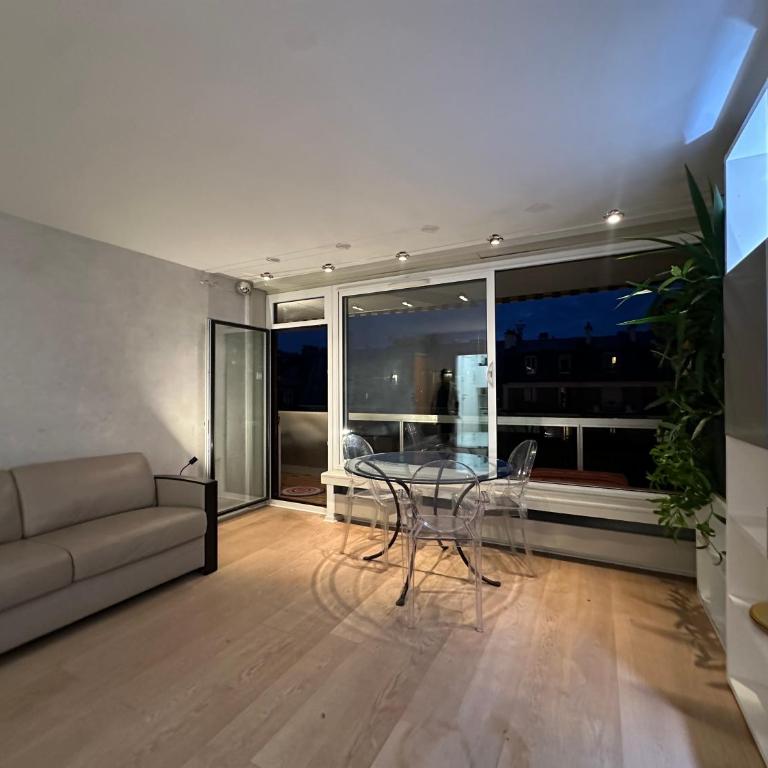 Eiffel Tower spacious 2-bedroom, 2-bathroom quiet apartment, elegant and peaceful - Appartement 2 Chambres Deluxe avec Balcon - 12