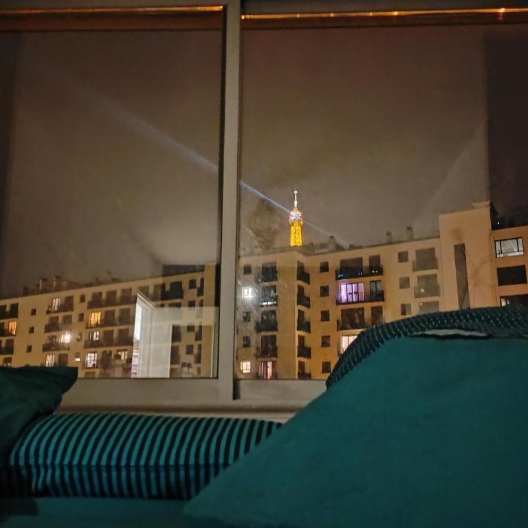 Eiffel Tower spacious 2-bedroom, 2-bathroom quiet apartment, elegant and peaceful - Appartement 2 Chambres Deluxe avec Balcon - 1