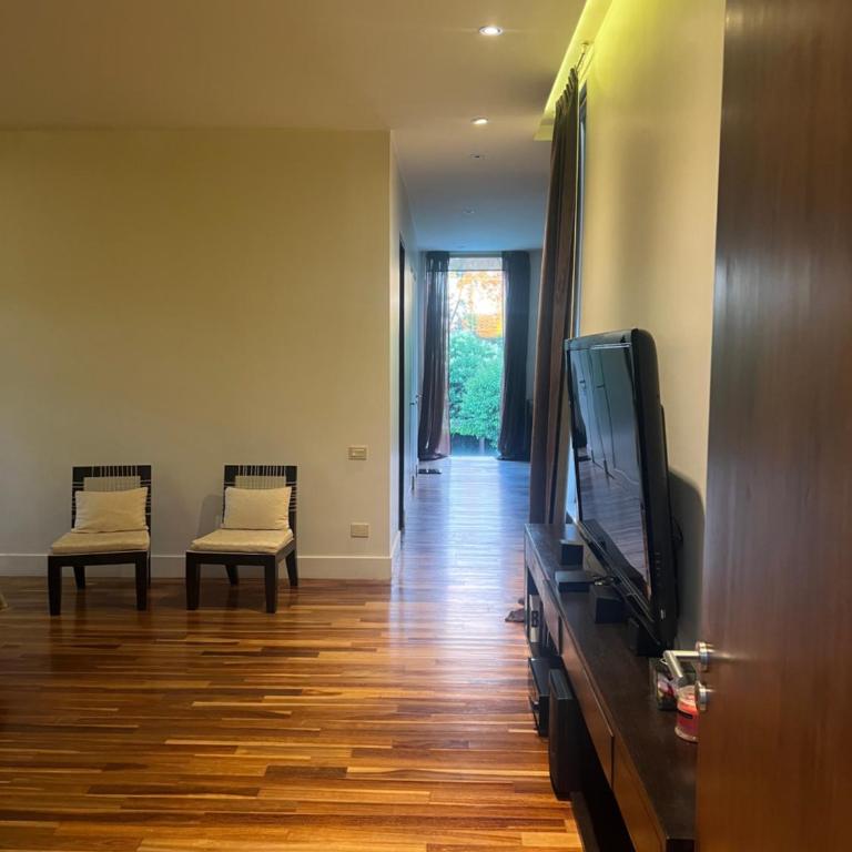 PILAR BARRIO PRIVADO con AMENITIES CASA 6 AMB CON PISCINA - Three-Bedroom House - 29