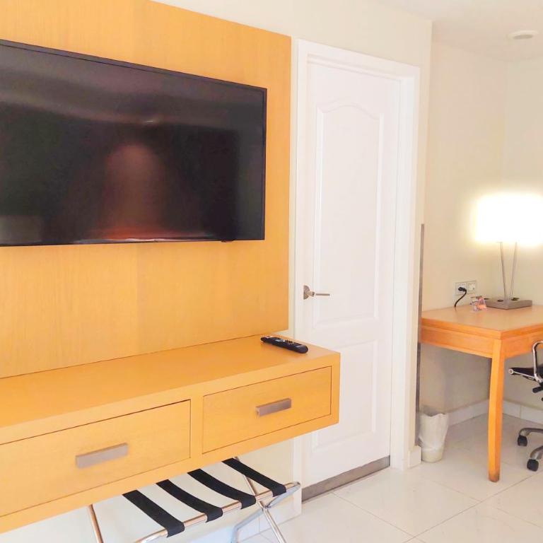 Holiday Inn Cuernavaca by IHG - Habitación Doble con cama grande - Planta Baja - 2