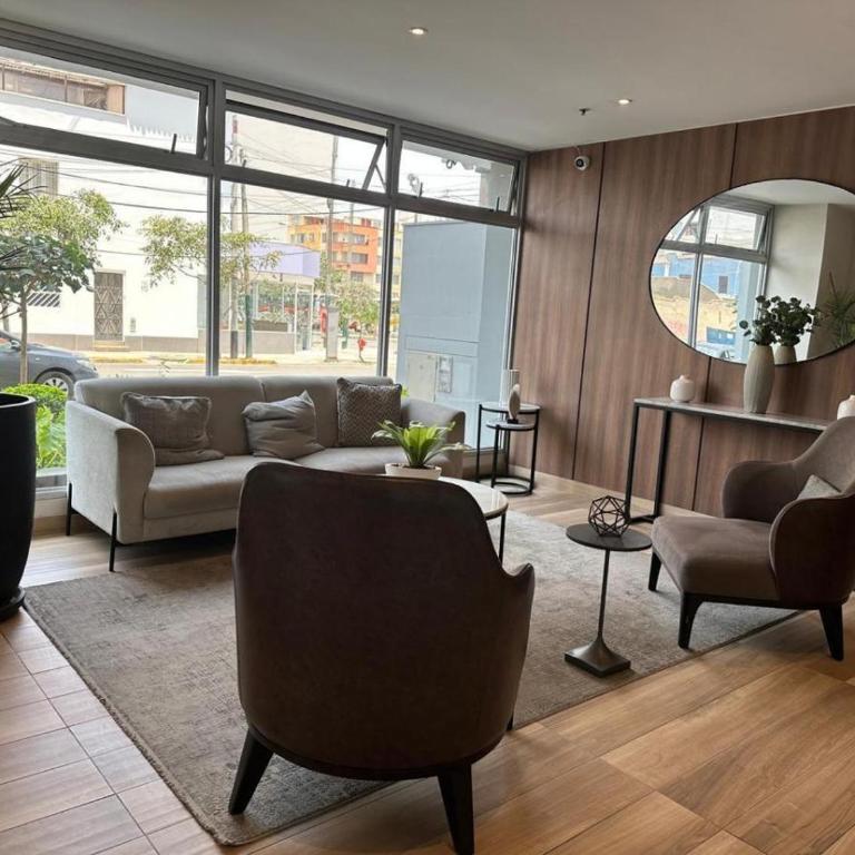 Lujoso y Acogedor Departamento en Ubicación Centrica - Three-Bedroom Apartment - 13