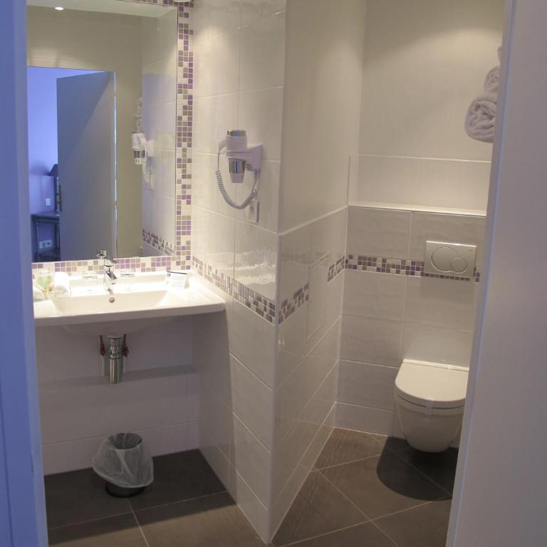 Best Western Plus Hostellerie Du Vallon - Chambre Lit King-Size Supérieure - Non-Fumeurs - 9