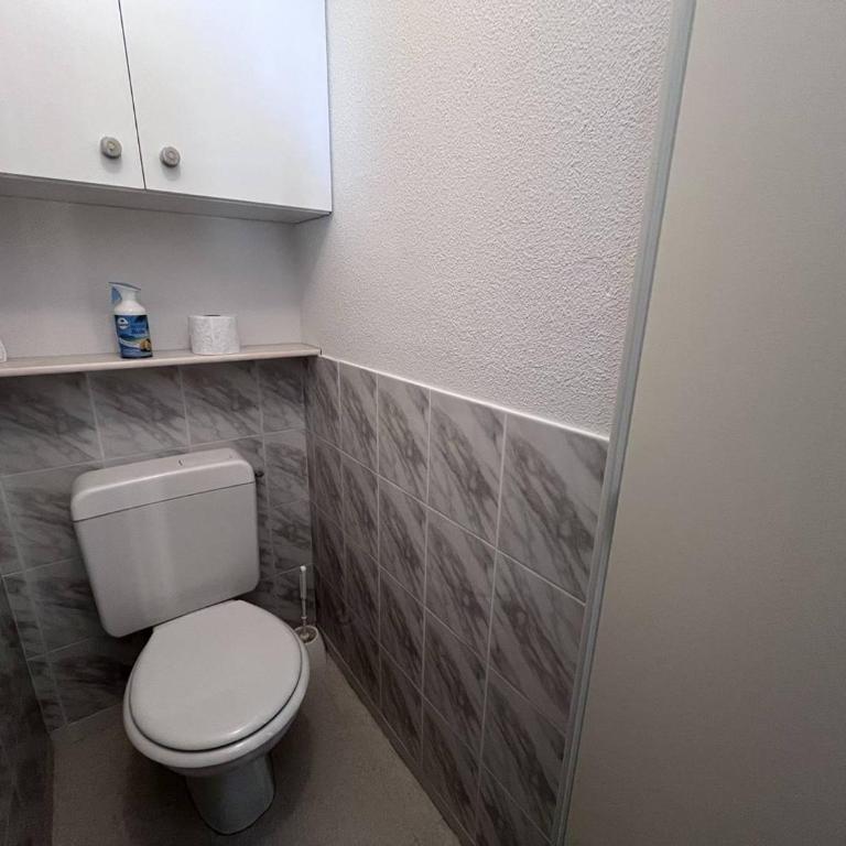 Confort familial à Cauterets, 4 pers., calme et bien situé - FR-1-812-75 - Appartamento - 4