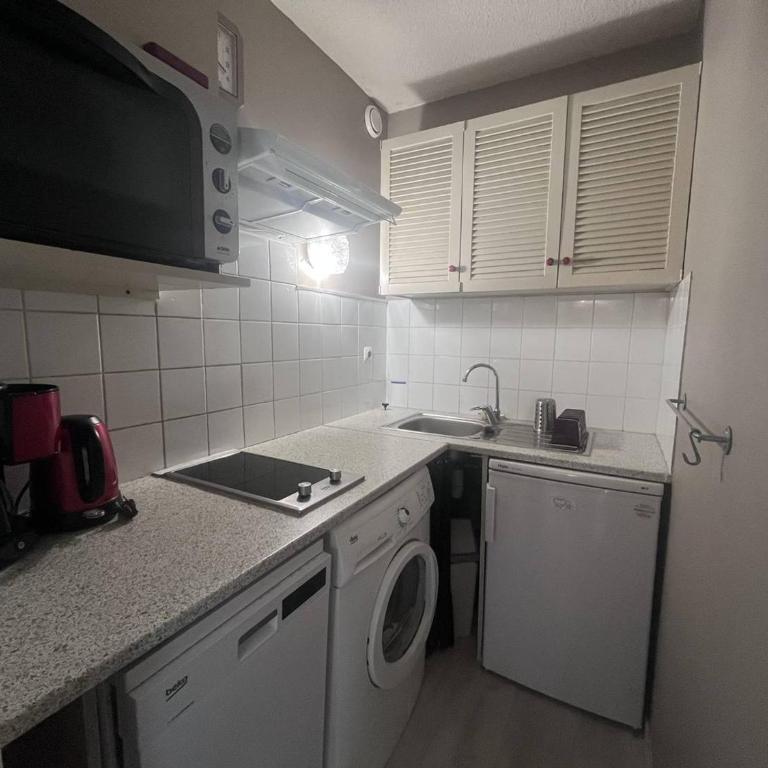 Studio charmant avec balcon face aux montagnes - FR-1-812-9 - Appartamento - 3