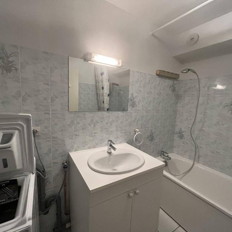 Charmant Appartement à Cauterets - Confort et Accueil Chaleureux - FR-1-812-101 - Appartamento - 10