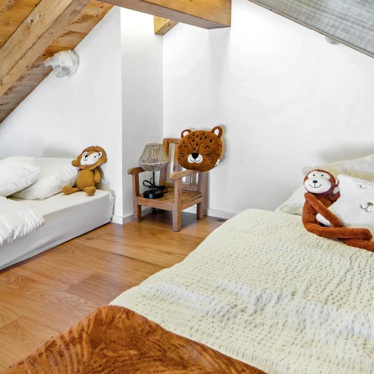 Pilanous Residence - E-Alpine Suite - Swiss Alps - Apartment mit Balkon - 7