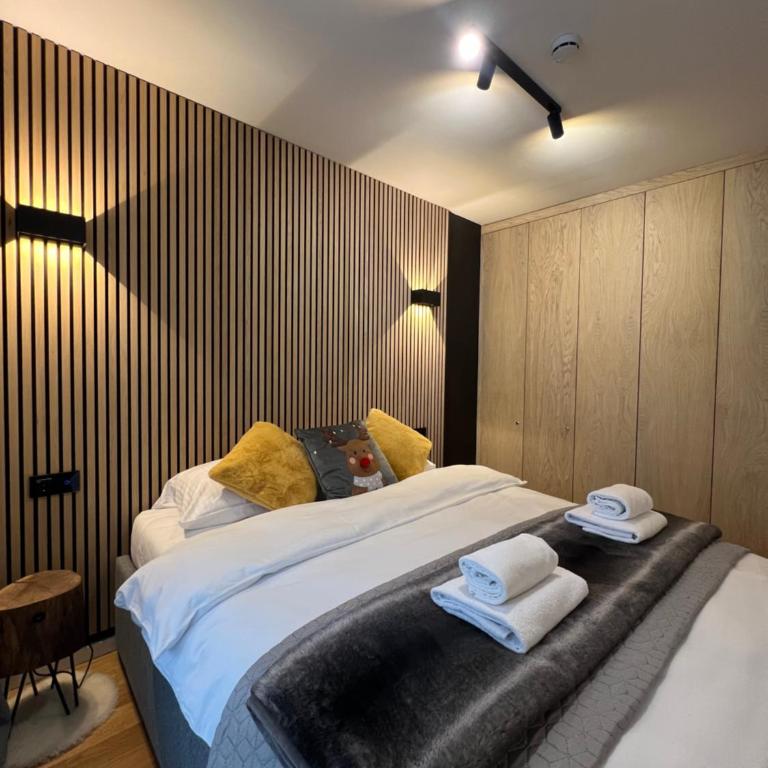 Magi - One-Bedroom Apartment - 2