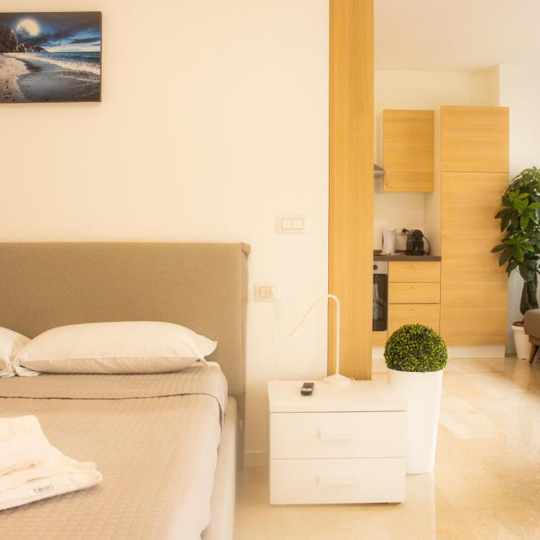 Moderno e in posizione strategica 2A - Appartamento con 1 Camera da Letto - 2