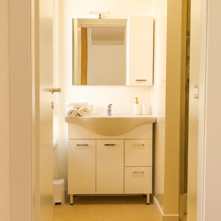 Moderno e in posizione strategica 2A - Appartamento con 1 Camera da Letto - 5