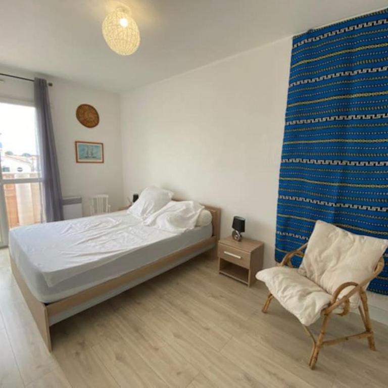La Teste Centre 2 couchages avec balcon - One-Bedroom Apartment with Balcony - 3