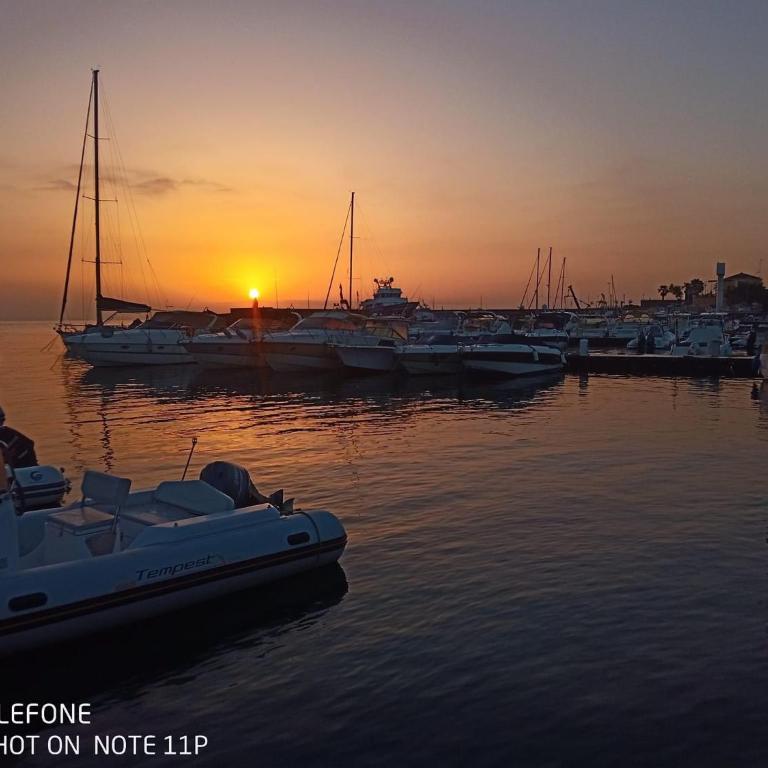 Capo Ognina - One-Bedroom House - 37