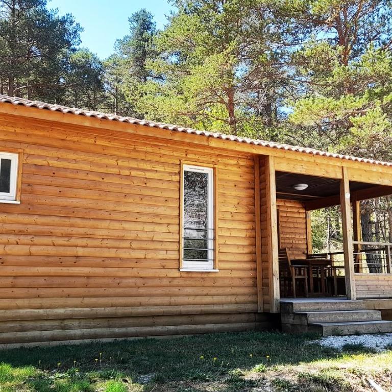 Camping La Pinatelle - Chalet 2 Chambres - 4