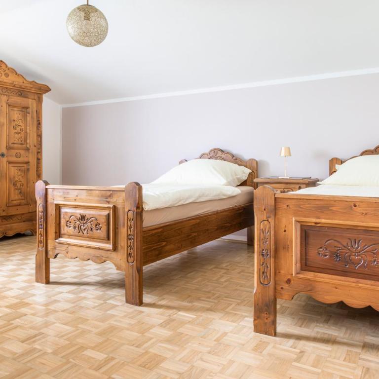 Stadtbauernhof Salzburg - Ferienwohnung - Gut Unterleithen - farm & the city - Two-Bedroom Apartment - 5
