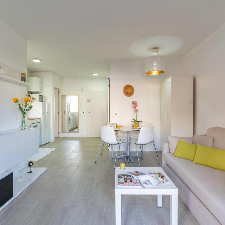 Central Los Cristianos Apartment with Pool Near Beach - Cris Sol - Apartamento de 1 dormitorio - 4
