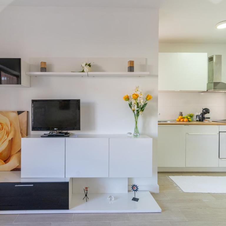 Central Los Cristianos Apartment with Pool Near Beach - Cris Sol - Apartamento de 1 dormitorio - 7