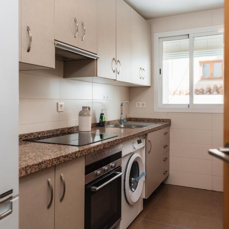 tuGuest Bib Rambla Aparments - Three-Bedroom Apartment with View - 16