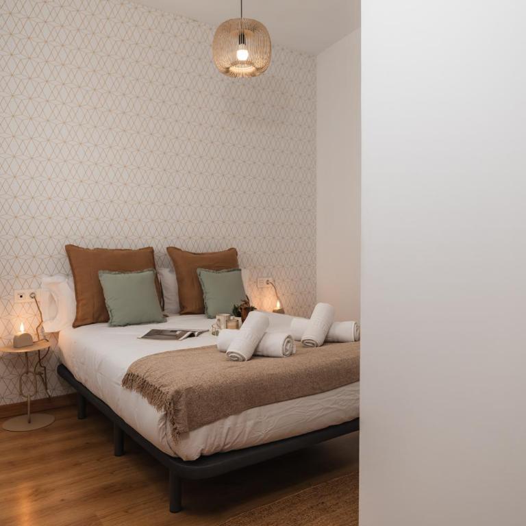 tuGuest Bib Rambla Aparments - One-Bedroom Apartment with View - 26