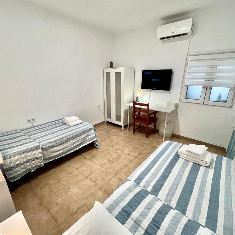Gardela Rooms Mercado - Habitación Doble con baño compartido - 1 o 2 camas - 2