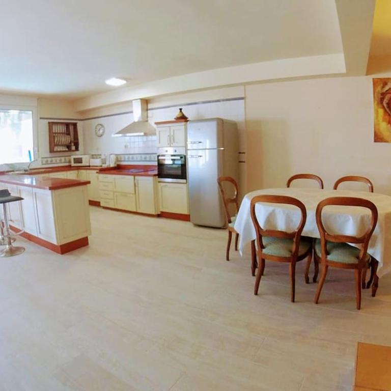 Enjoying Tenerife - full apartment with swimming pool - Apartamento de 2 dormitorios - 15