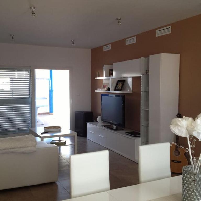 Chalet frente al Mar - Three-Bedroom Apartment - 7