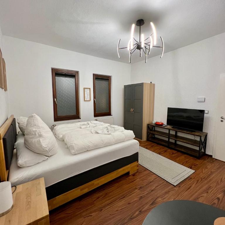Sahara Hosting Apartments Nürnberg City Room 3 - Habitación Doble con baño compartido - 9