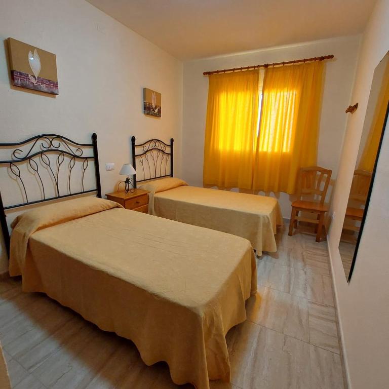Apartamentos Tesy - Apartamento de 3 dormitorios con balcón - 10