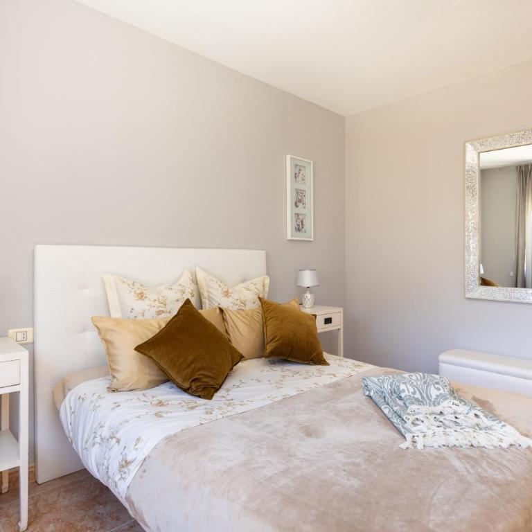 Luxurious villa 1,5 kilometers from Costa Adeje - Villa - 8