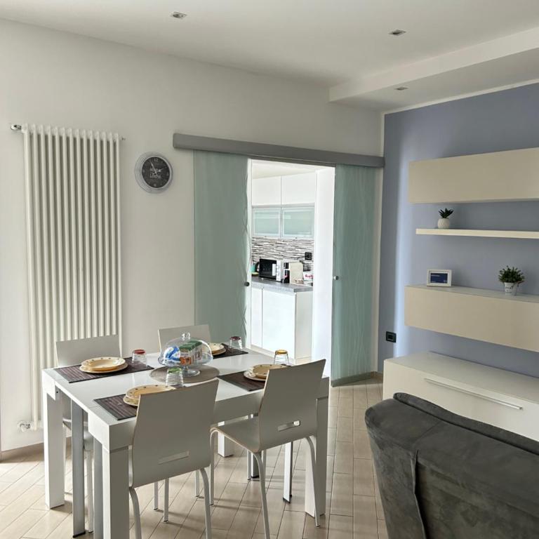 Refrésh House - Appartamento con 2 Camere da Letto - 1