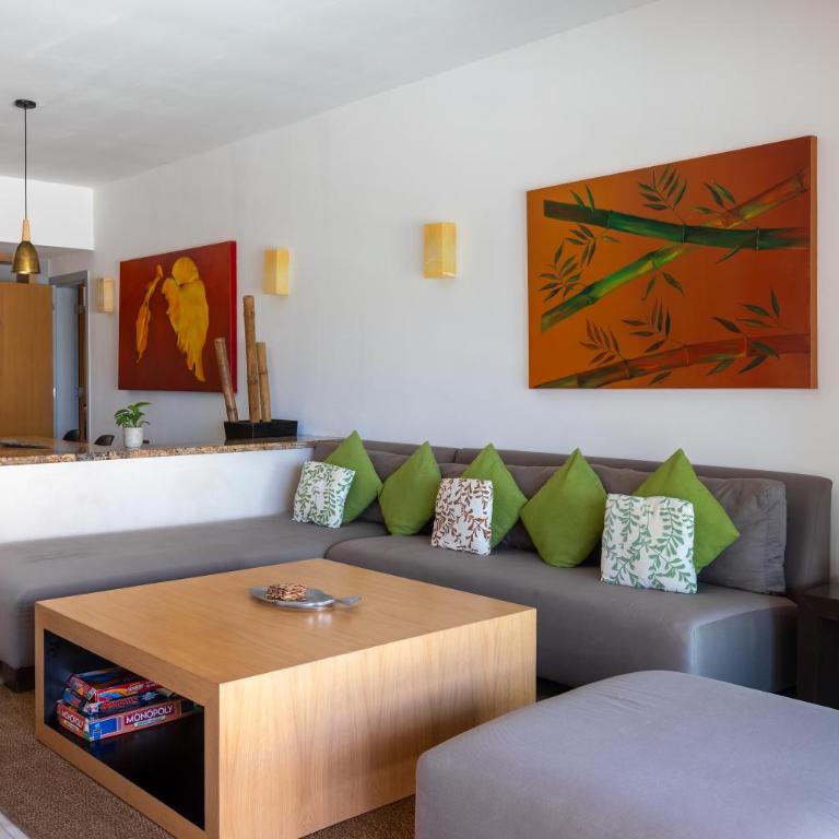 Oceanview Private Rooftop Pool, Steps to Mamitas - Vacation Home - 11