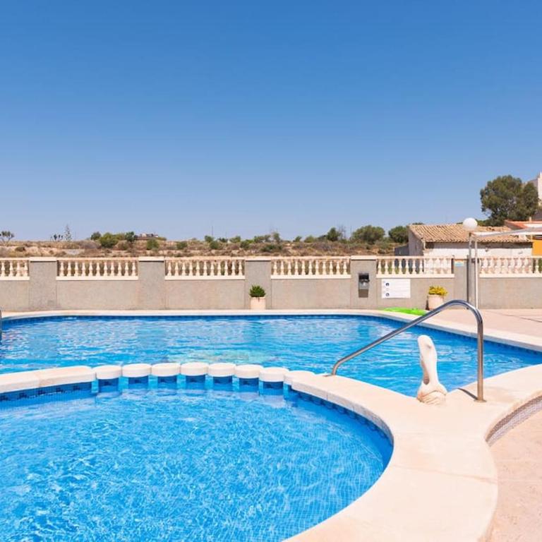 Beach central apartament with pool - Apartamento de 3 dormitorios - 9