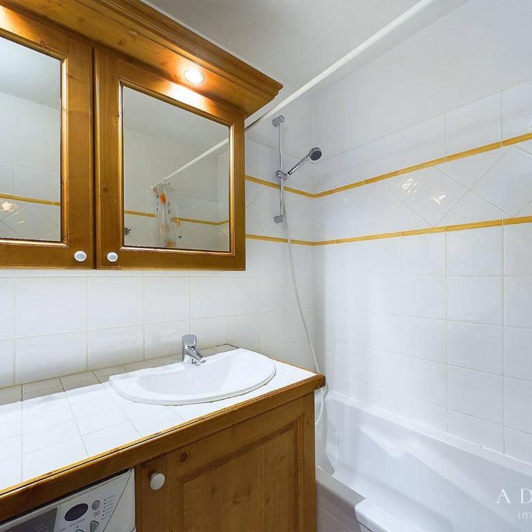 Appartement 3 pièces Sud avec balcon, parking et proche pistes et commerces - FR-1-398-571 - Appartement (6 Adultes) - 6